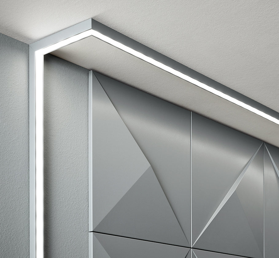 GART - Rodapé Wallstyl IL12 LED 23mm x 80mm x 2,00m - PEÇA